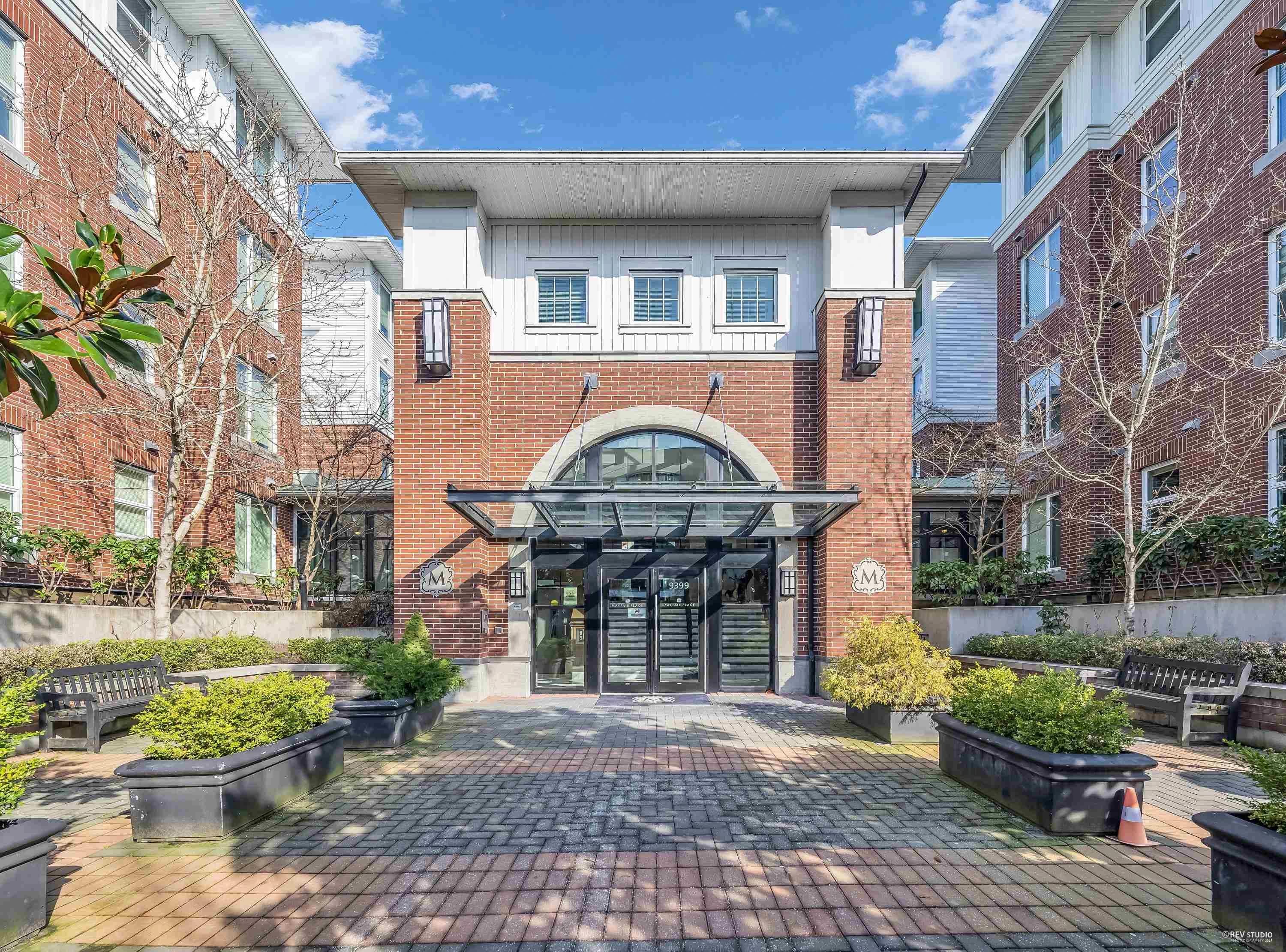 2 Bed 2 Bath Apartment at Mayfair Place near Richmond Walmart
